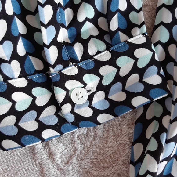 Gap Blue Hearts Blouse for Valentines Day - Picture 8 of 12